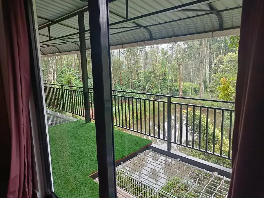 Villa Cozy 3 Bhk Poolvilla Near Nagerhole National Park. Wayanad