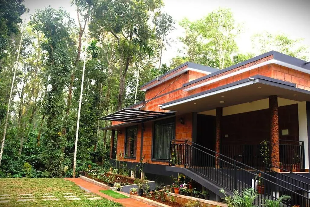 Cozy 3 Bhk Poolvilla Near Nagerhole National Park. Wayanad