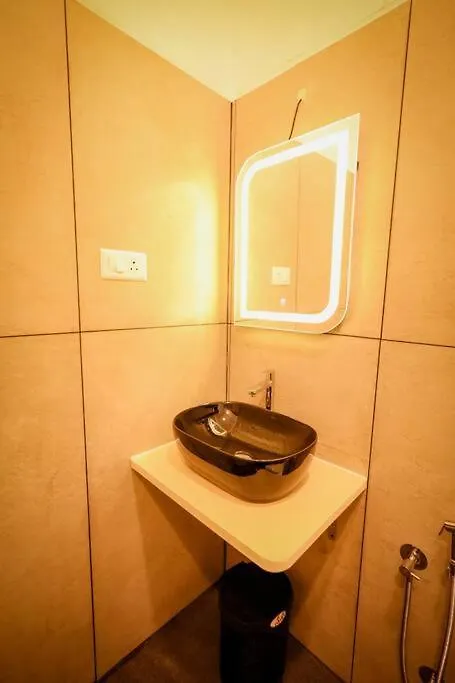 Cozy 3 Bhk Poolvilla Near Nagerhole National Park. Wayanad Villa