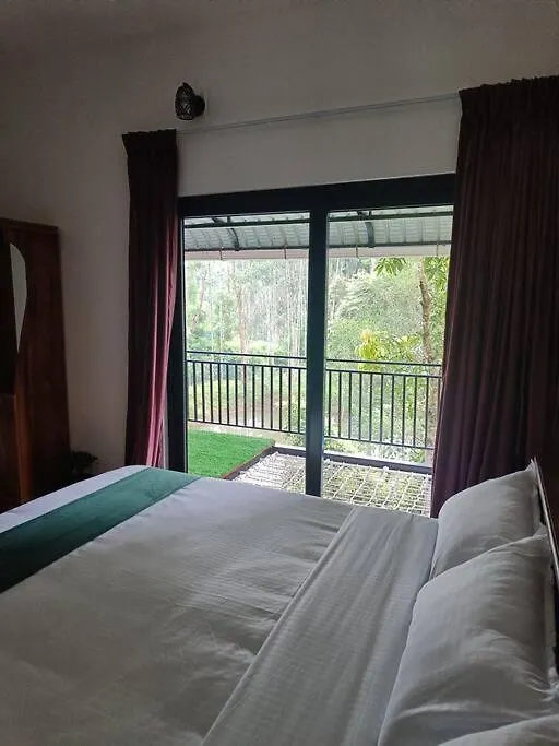 Cozy 3 Bhk Poolvilla Near Nagerhole National Park. Wayanad Villa